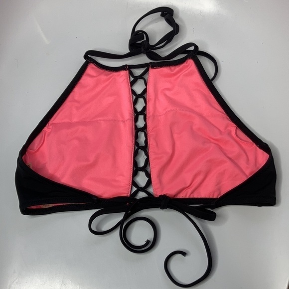 PINK Victoria’s Secret bikini top size medium (A-C) - Picture 4 of 5